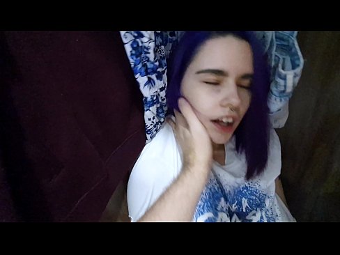 ❤️ Нашел сестренку в шкафу и помог кончить ️❌ Качественный секс на порно сайте hdporn24.ru ☑